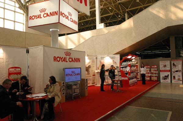 Royal Canin      .   .
